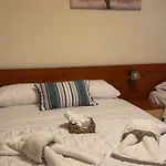 Χρυσή Αμμουδιά Hotel Edipsos