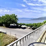 Hotel Χρυσή Αμμουδιά 3*